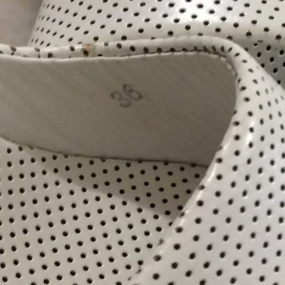 UN United Nude Mobius Polka Dot Leather Wedge Shoe - Picture 11 of 11